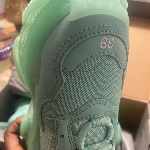 Mint Balenciaga brand new - Picture 5 of 13